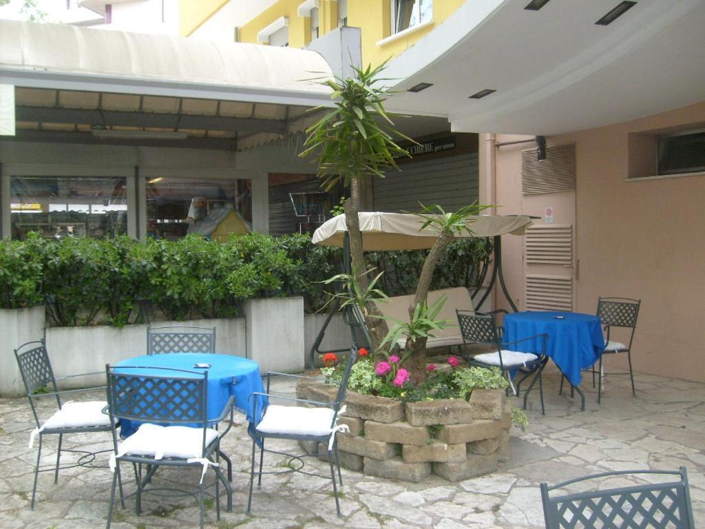 Hotel Bel Air Rivazzurra Di Rimini Extérieur photo