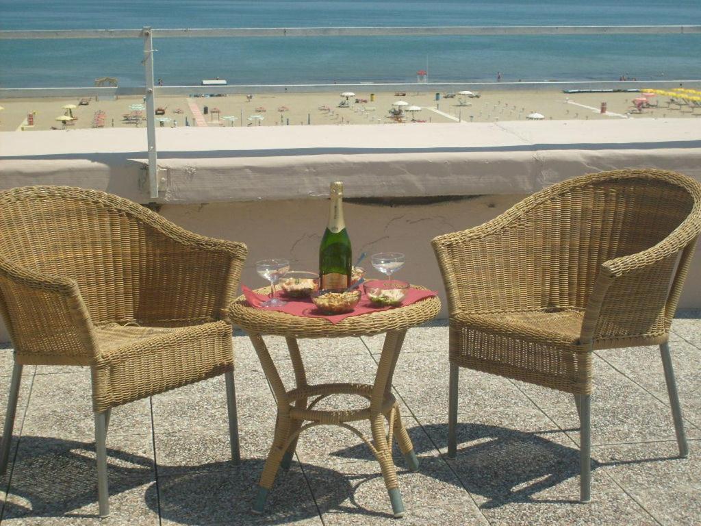 Hotel Bel Air Rivazzurra Di Rimini Extérieur photo